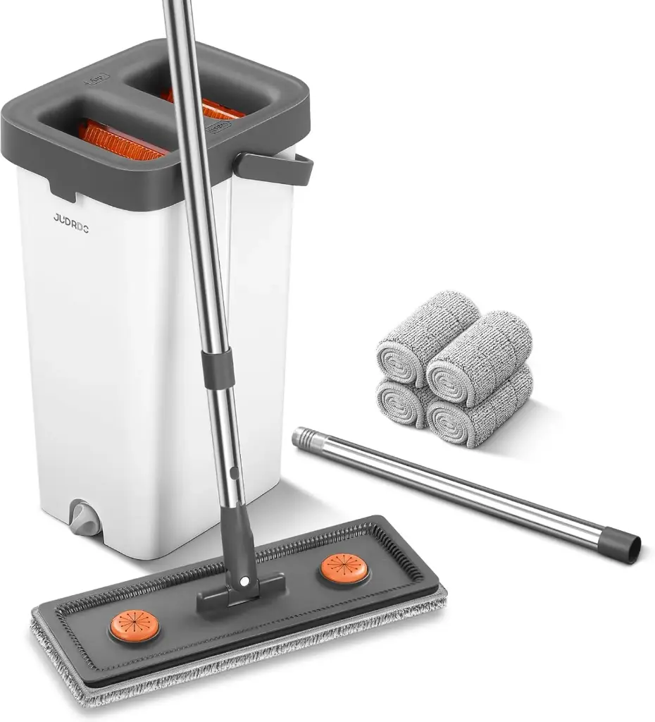 Juego de trapeador y cubo