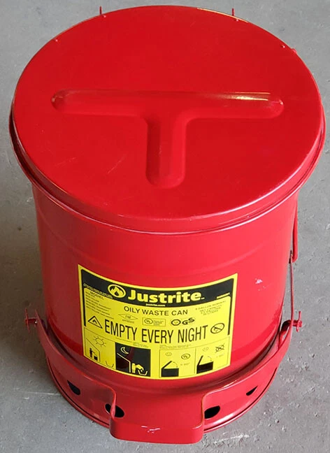 Recipiente para aceite Justrie 6 gal