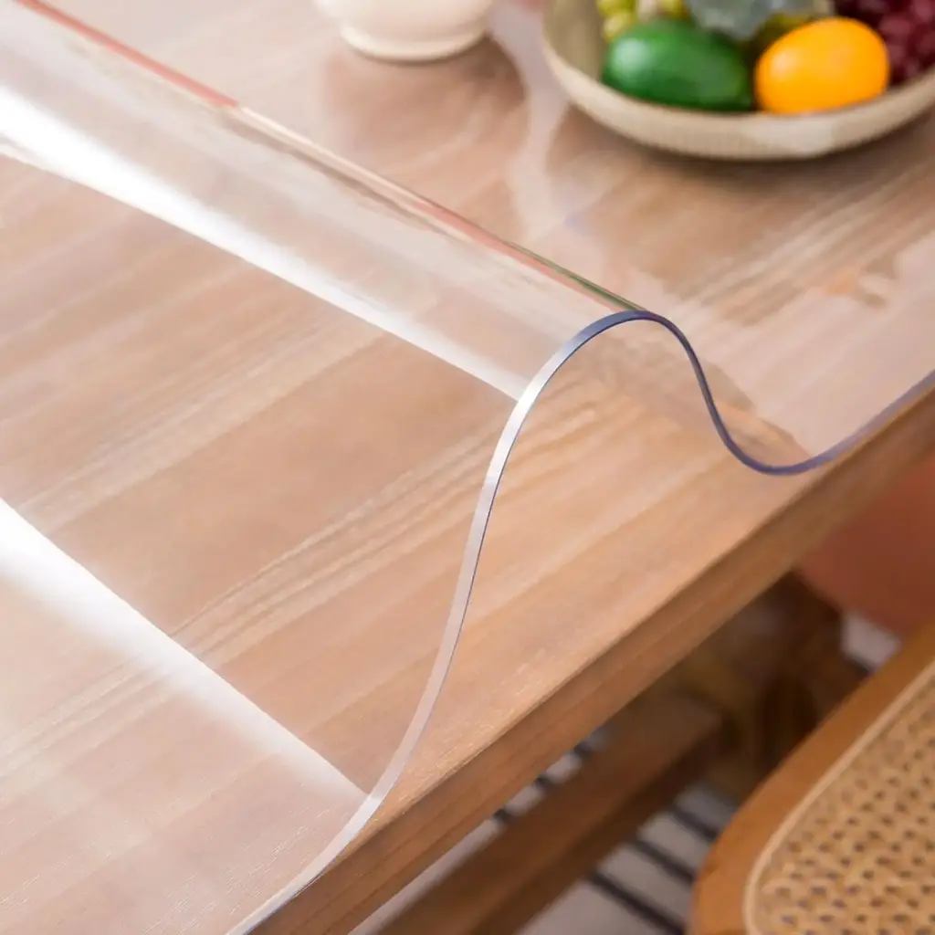 Plastico para mesa pequeño