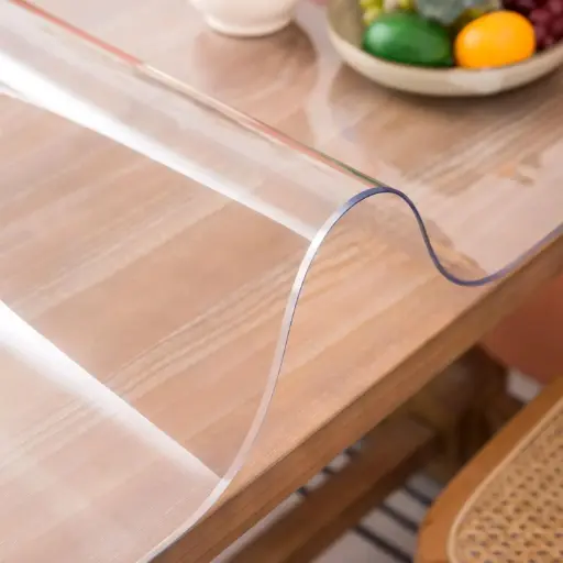 Plastico para mesa pequeño